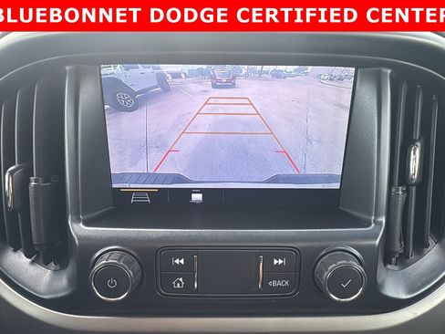 Used 2019 Chevrolet Colorado Z71 AWD/4WD image 18