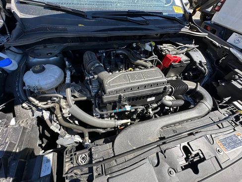 Used 2025 Ford Escape ST-Line image 25