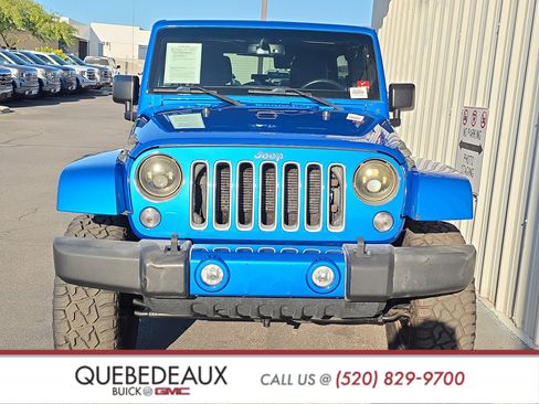 Used 2016 Jeep Wrangler Unlimited Sahara w/ Connectivity Group AWD/4WD image 2