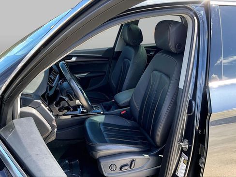 Used 2023 Audi Q5 2.0T Premium Plus AWD/4WD image 8