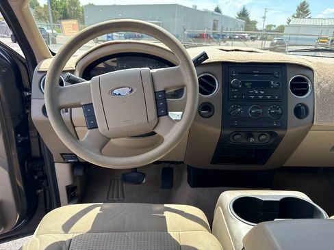Used 2007 Ford F150 XLT RWD image 9