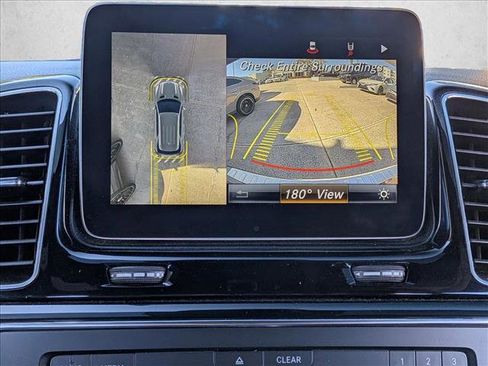 Used 2019 Mercedes-Benz GLE 400 4MATIC w/ Premium 2 Package image 14