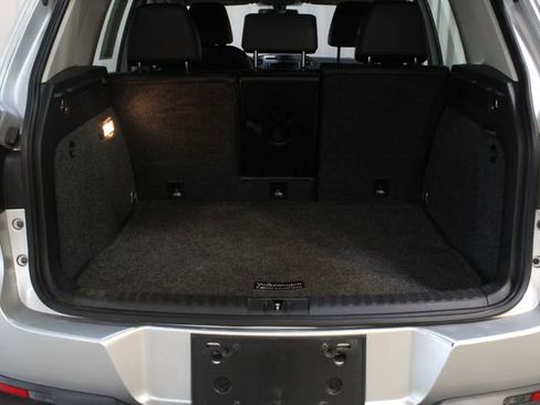 Used 2017 Volkswagen Tiguan S image 29