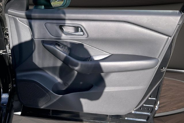 Certified 2026 Nissan Rogue S FWD image 21