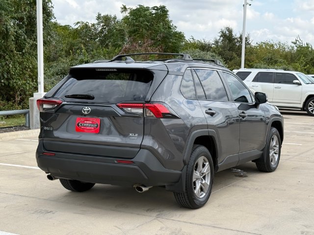 Used 2023 Toyota RAV4 XLE AWD/4WD image 6