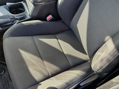 Used 2018 Toyota RAV4 XLE FWD image 21
