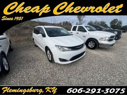 Used 2020 Chrysler Pacifica Touring