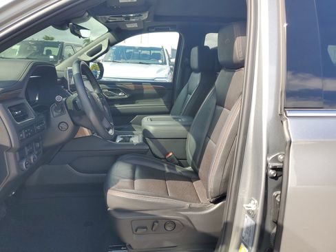 Used 2024 Chevrolet Tahoe High Country image 15