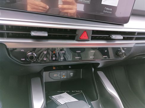 New 2026 Kia Sorento LX image 22
