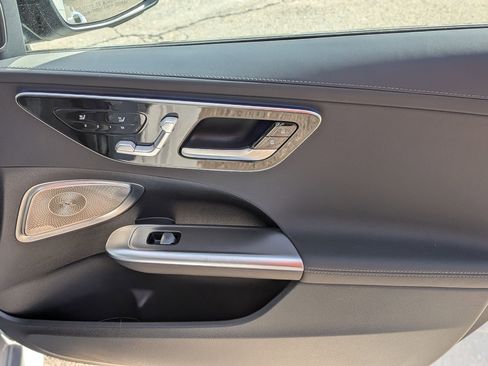 Certified 2025 Mercedes-Benz C 300 4MATIC Sedan image 36