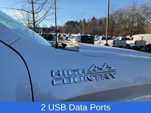 Used 2024 Chevrolet Silverado 1500 High Country w/ Technology Package image 9