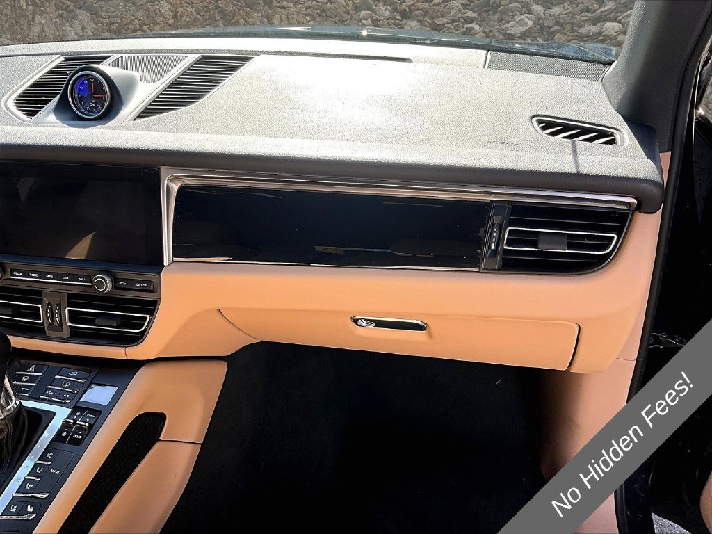Used 2020 Porsche Macan AWD/4WD image 14
