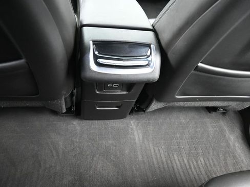 Used 2020 Cadillac XT6 Sport AWD/4WD image 13