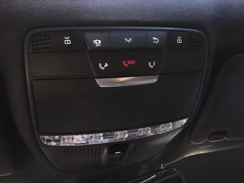 Used 2017 Mercedes-Benz E 300 4MATIC image 39