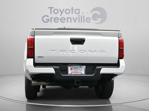 Used 2024 Toyota Tacoma SR5 w/ SR5 Upgrade Package RWD image 11