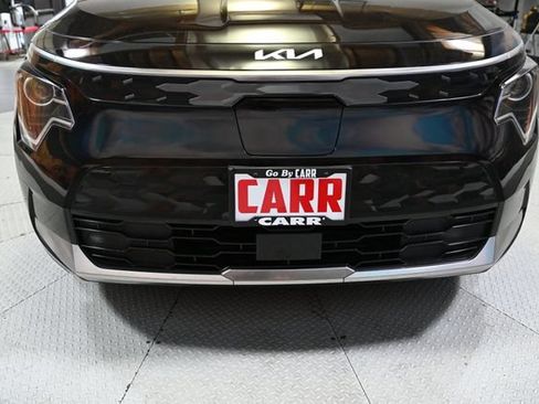 Used 2024 Kia Niro Wind FWD image 17