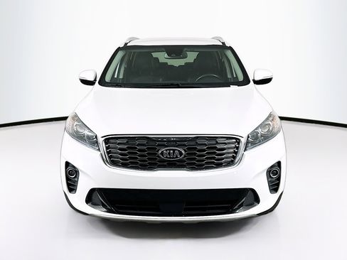 Used 2019 Kia Sorento EX image 2