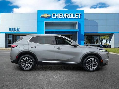 Used 2024 Buick Envision Preferred AWD/4WD image 2