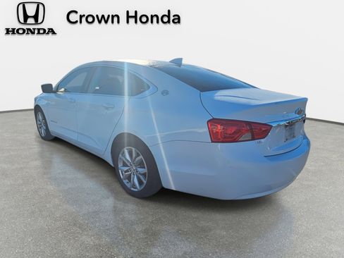 Used 2018 Chevrolet Impala LT image 3