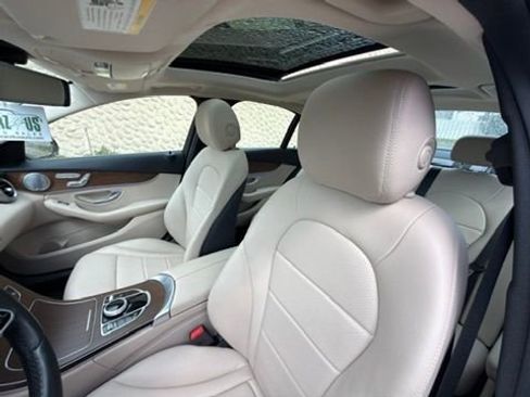 Used 2021 Mercedes-Benz C 300 4MATIC Sedan image 20