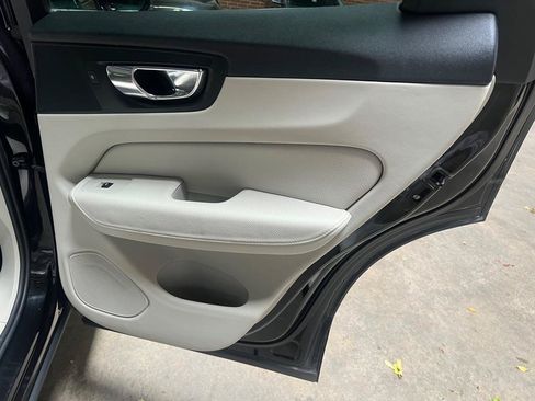 Used 2018 Volvo XC60 T6 Inscription w/ Vision Package AWD/4WD image 23