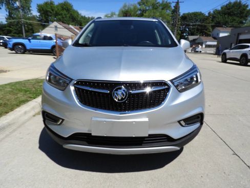 Used 2022 Buick Encore Preferred w/ Safety Package AWD/4WD image 3