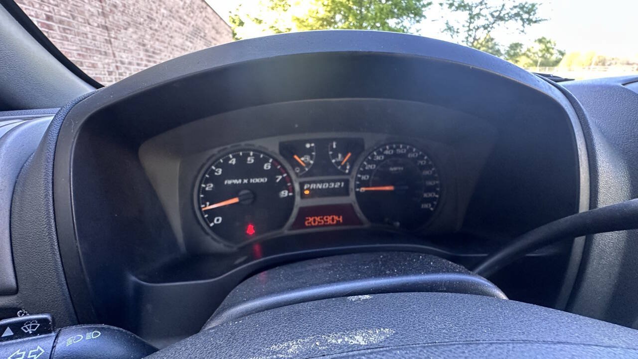 Used 2005 Chevrolet Colorado LS RWD image 13