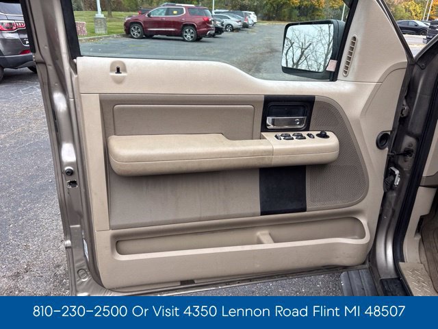 Used 2005 Ford F150 XLT AWD/4WD image 14