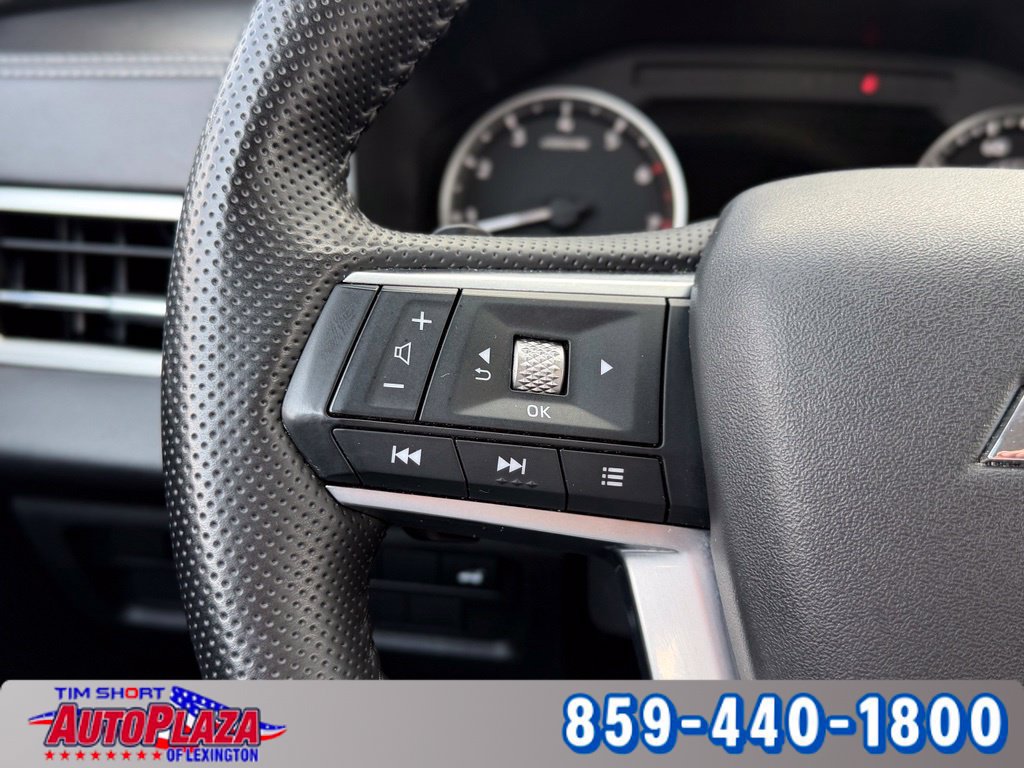 Used 2025 Mitsubishi Outlander SE AWD/4WD image 19
