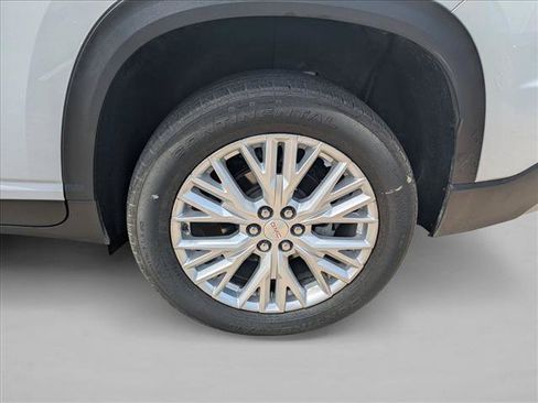 Used 2024 GMC Acadia Elevation w/ Luxury Package FWD image 8