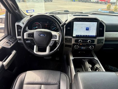Used 2022 Ford F250 Lariat w/ Lariat Value Package AWD/4WD image 12