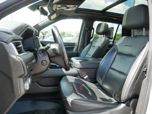 Used 2021 GMC Yukon Denali w/ Denali Ultimate Package AWD/4WD image 33