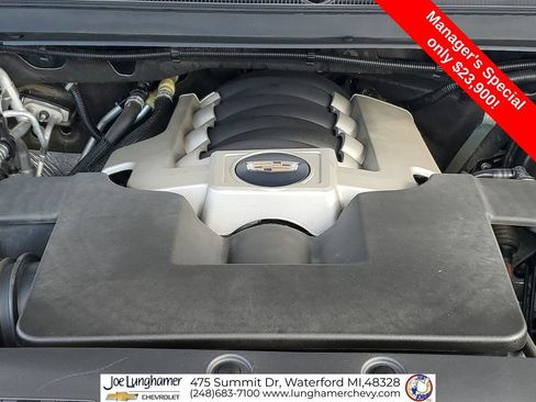 Used 2020 Cadillac Escalade Luxury AWD/4WD image 32
