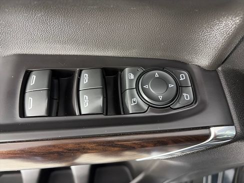 Used 2019 GMC Sierra 1500 SLT w/ SLT Premium Package AWD/4WD image 25