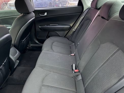 Used 2018 Kia Optima LX w/ 17" Alloy Wheels Package image 8