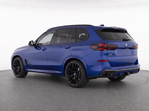 Certified 2026 BMW X5 M60i AWD/4WD image 3