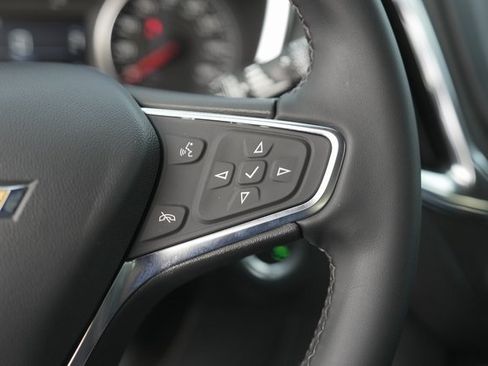 Used 2024 Chevrolet Equinox LT image 23