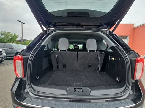 Used 2024 Ford Explorer Limited AWD/4WD image 29