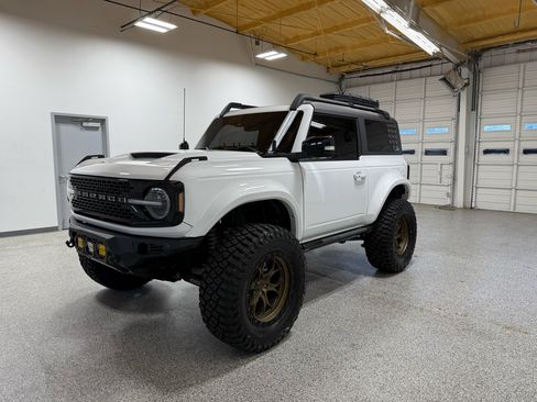 Used 2021 Ford Bronco Wildtrak image 8