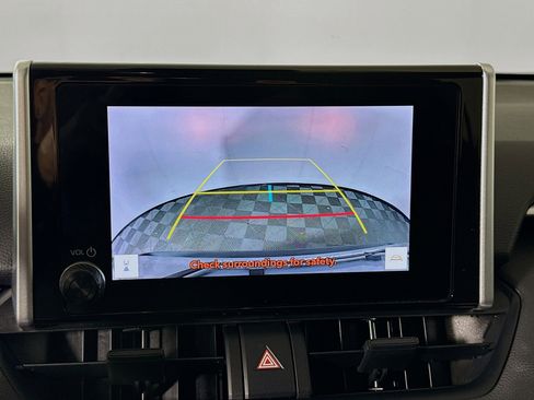Used 2023 Toyota RAV4 LE image 15