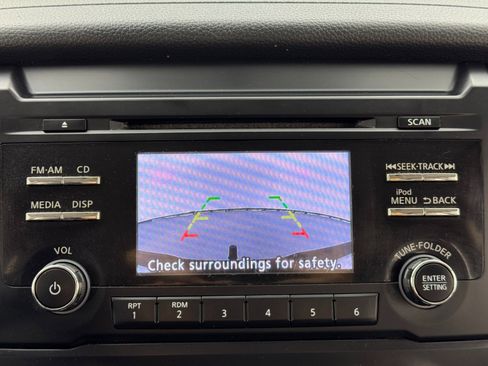 Used 2018 Nissan Titan S w/ S Utility Package image 22