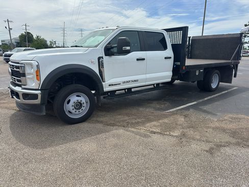 Used 2023 Ford F550 4x4 Crew Cab Super Duty image 2
