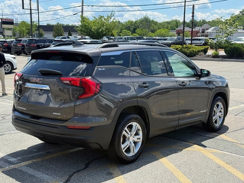 Used 2019 GMC Terrain SLE w/ Driver Convenience Package AWD/4WD image 6