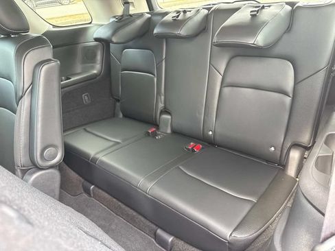 Used 2023 Nissan Pathfinder SL w/ SL Premium Package AWD/4WD image 18