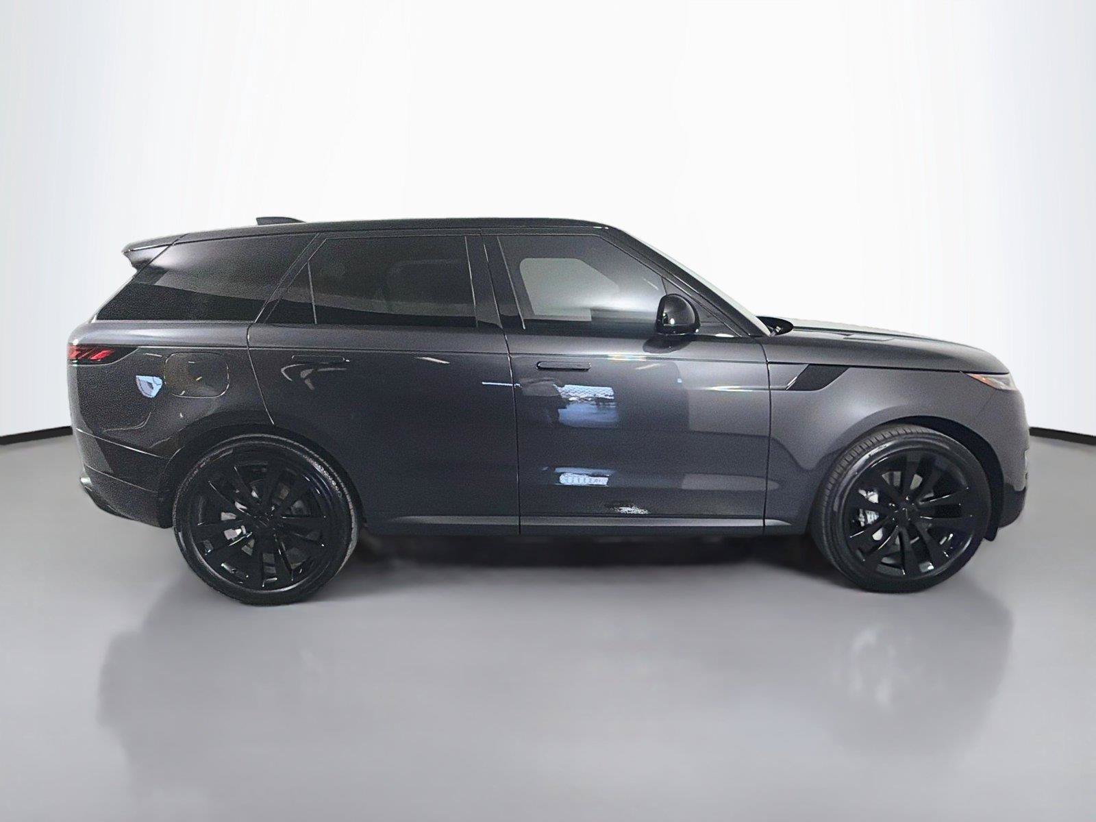 New 2026 Land Rover Range Rover Sport SE AWD/4WD image 4