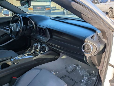 Used 2023 Chevrolet Camaro LT image 31