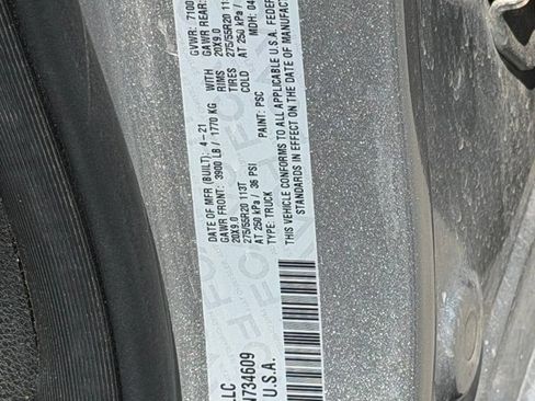 Used 2021 RAM 1500 Laramie AWD/4WD image 34