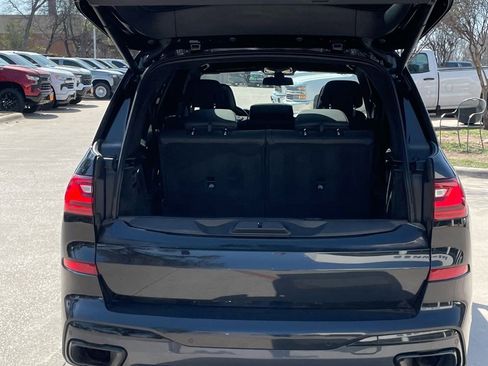 Used 2022 BMW X7 xDrive40i w/ M Sport Package image 26
