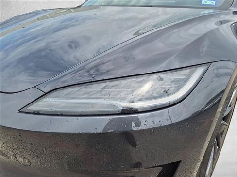 Used 2025 Tesla Model 3 Performance AWD/4WD image 8