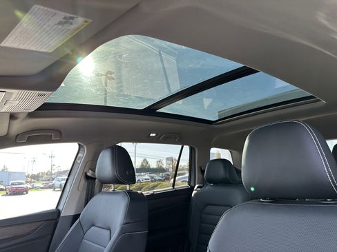 New 2026 Volkswagen Atlas SEL image 24